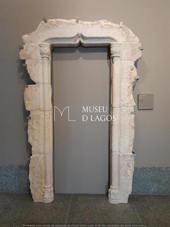 <b>Moldura de Vo de Porta</b>